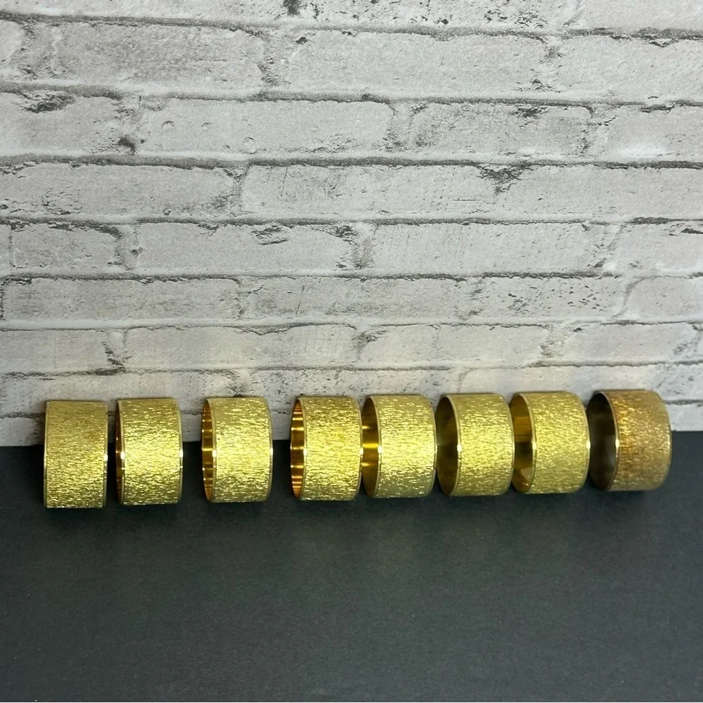 Aukey gold toned